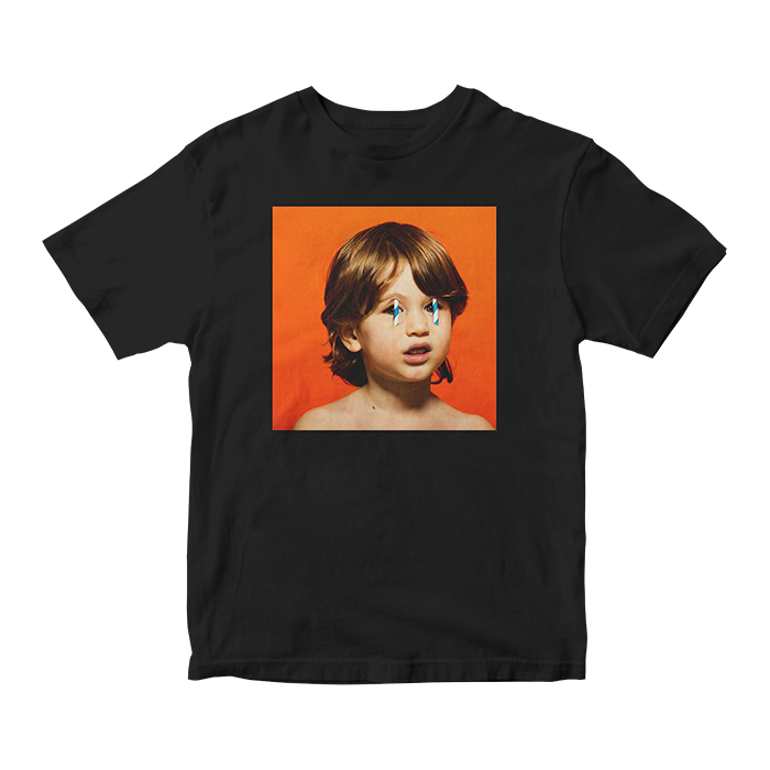 VIEWS – Black T-shirt